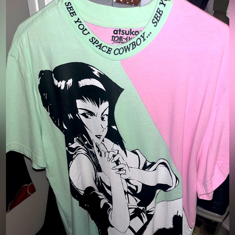 Atsuko Cowboy Beebop Faye Valentinehalf pink half lime green. Collar print
